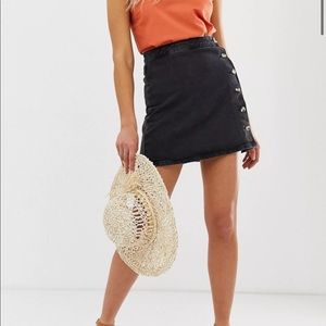 NEW ASOS DESIGN Tall Denim Wrap Skirt with Buttons in Washed Black - US 8, UK 12